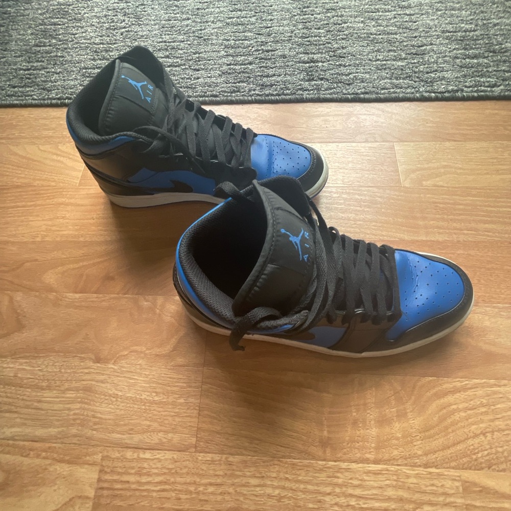 Men Air Jordan Sneakers